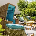 One Hotel 3*