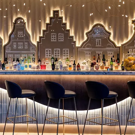 Hotel One