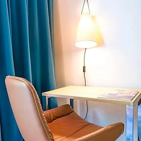 Hotel One 3*